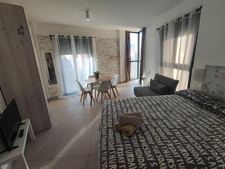 Nuevo Estudio Con Parking Gratis Málaga Eksteriør billede
