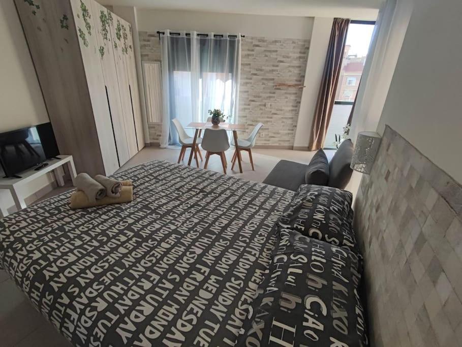 Nuevo Estudio Con Parking Gratis Málaga Eksteriør billede